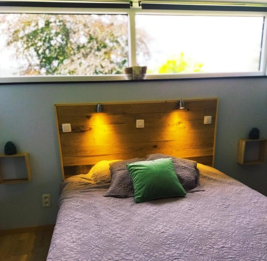 Le Clos Des 3 - Vacances Avec Vue En Ardennes A 5 Kilometres De La Roche - Maison De 90 M2 Avec Chambres - Avec Magnifique Jardin Rendeux Buitenkant foto